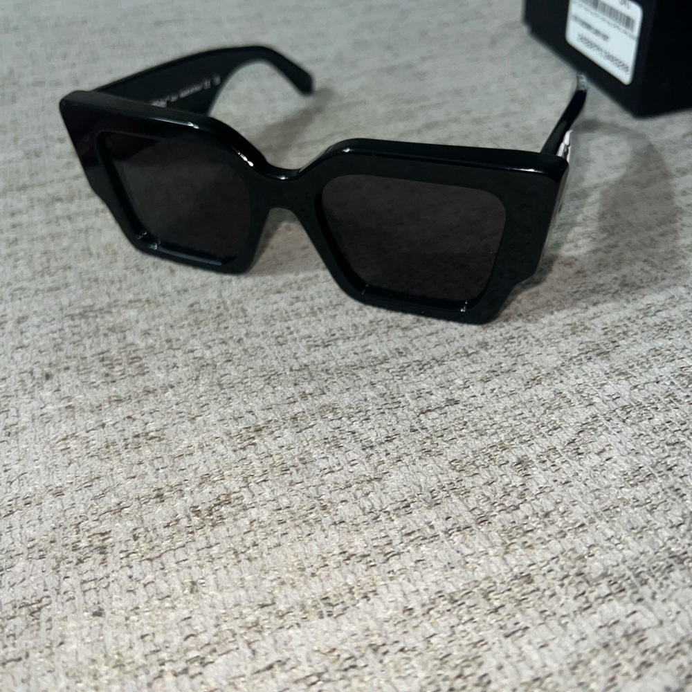 Off-White Black Oversized Square Sunglasses